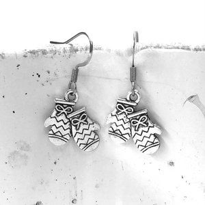 Miniature Mittens Winter Gloves Hand Mittens Winter Christmas Lovers Earrings